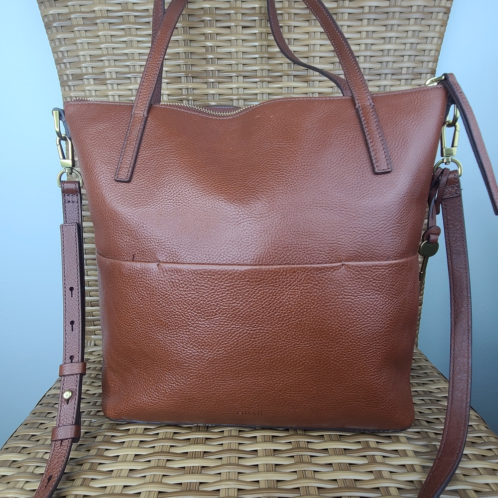Fossil Evelyn Tote Shoulder Crossbody Bag Leather Brown Gold Hardware NWOT - Picture 2 of 15